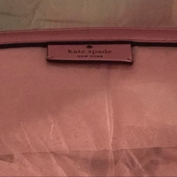 Kate Spade NWT Sabine Medium Cosmetic Pouch - HOST PICK! 🏆 - Picture 8 of 12